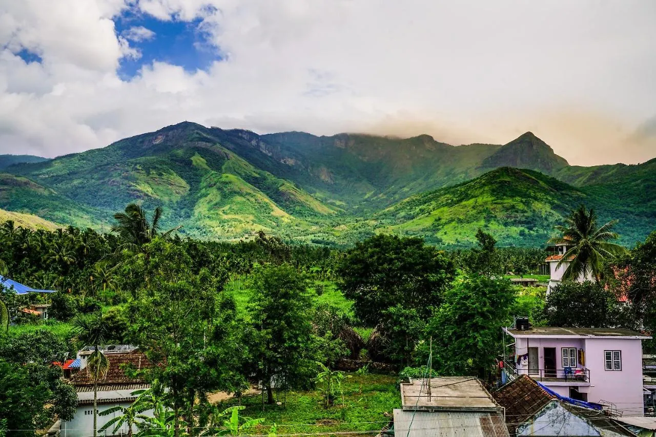 Oyo Preferred 15647 River View Inn مونار فندق